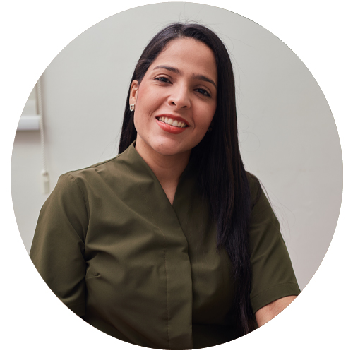 Dra.-Yarina-Veras-Ortodoncia—Ortopedia-Maxilar